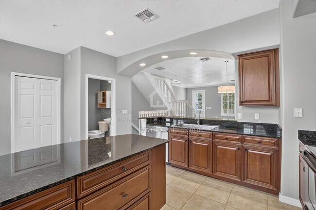 Building Photo - 1383 Chatfield Pl