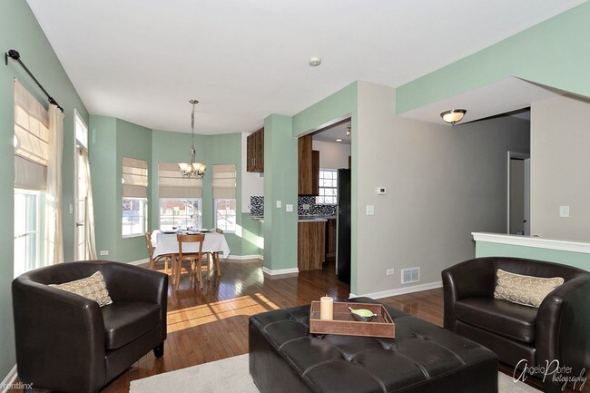 Building Photo - 2 br, 2 bath House - 2727 Kendall Xing