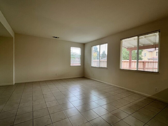 Building Photo - New year, New low Price- Move-In Ready Two-Story Rental with Loft and Formal Dining