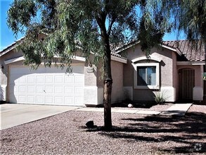 Building Photo - 16400 N Lasso Dr
