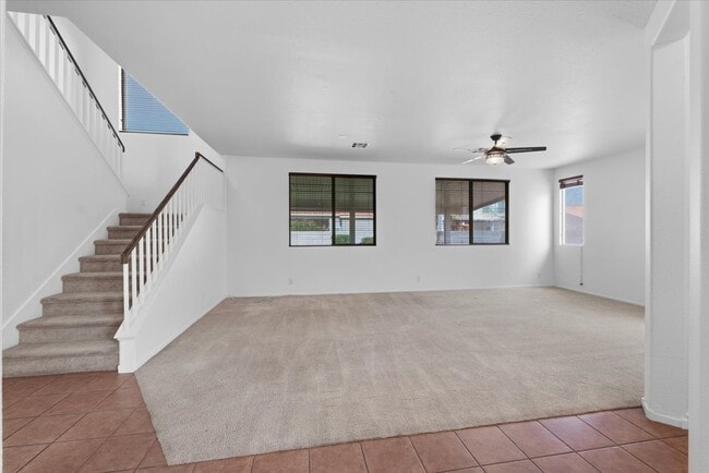 Building Photo - 920 Stable Glen Dr