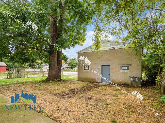 Building Photo - 154-156 N Central Avenue, Columbus, OH 43222