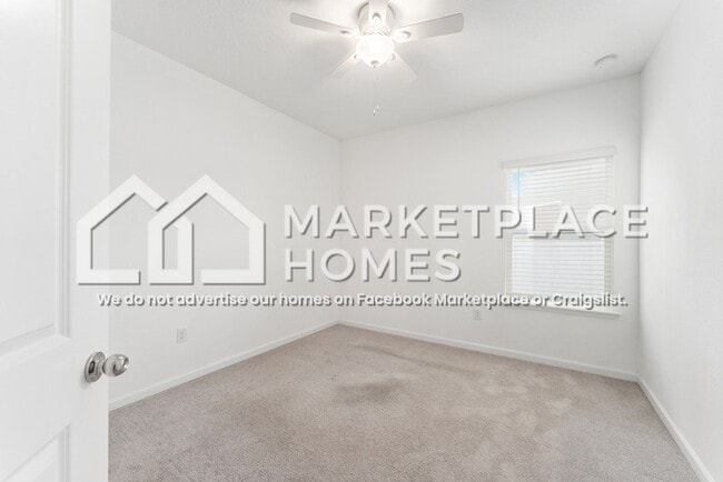 Building Photo - 5621 SW 90th Ln