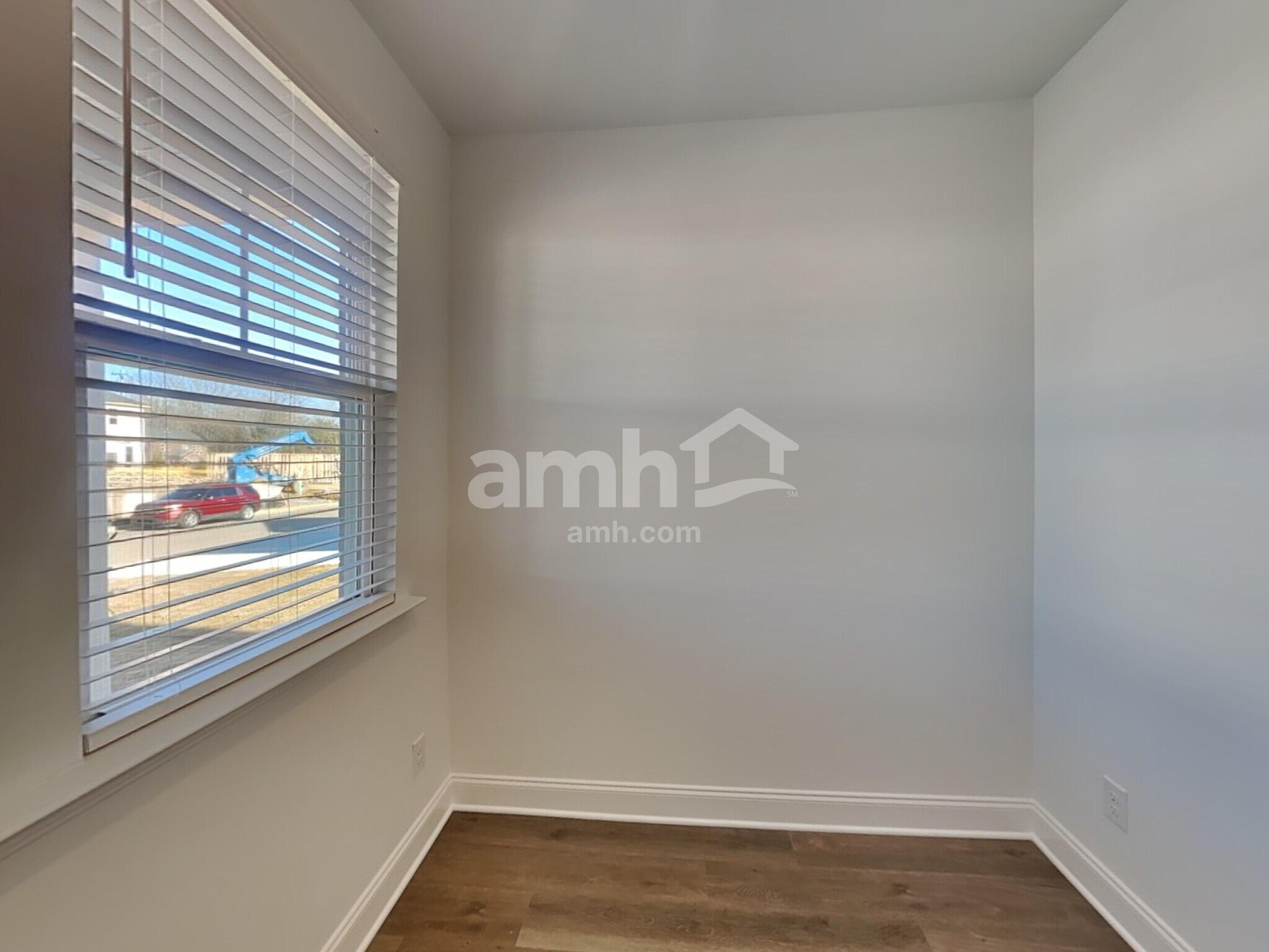 Building Photo - 207 Argea Dr