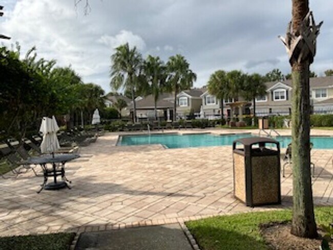 Building Photo - 5251 Maxon Terrace