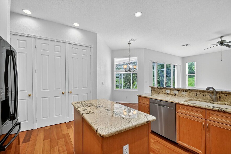 Building Photo - 11582 Windsor Bay Pl