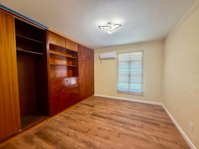 Building Photo - Fully Renovated 3-Bedroom Corner Home with Private Yard & 2-Car Garage