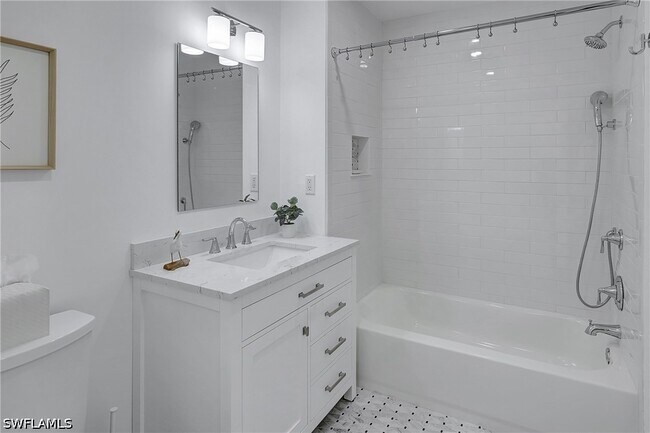 Building Photo - 2165 Arielle Dr