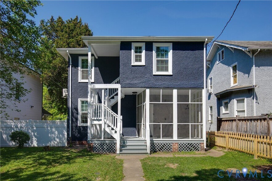 Building Photo - 3015 Moss Side Ave