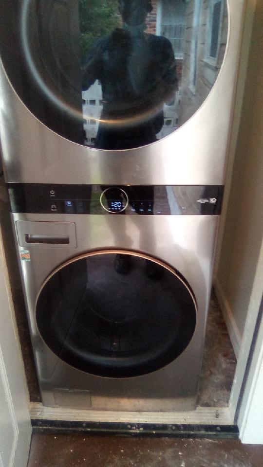 Washer/Dryer - 1107 W 40th St