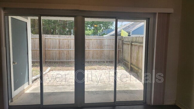 Building Photo - 2877 Wonderwood Ln
