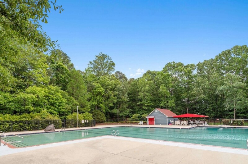 Building Photo - 216 Norham Dr