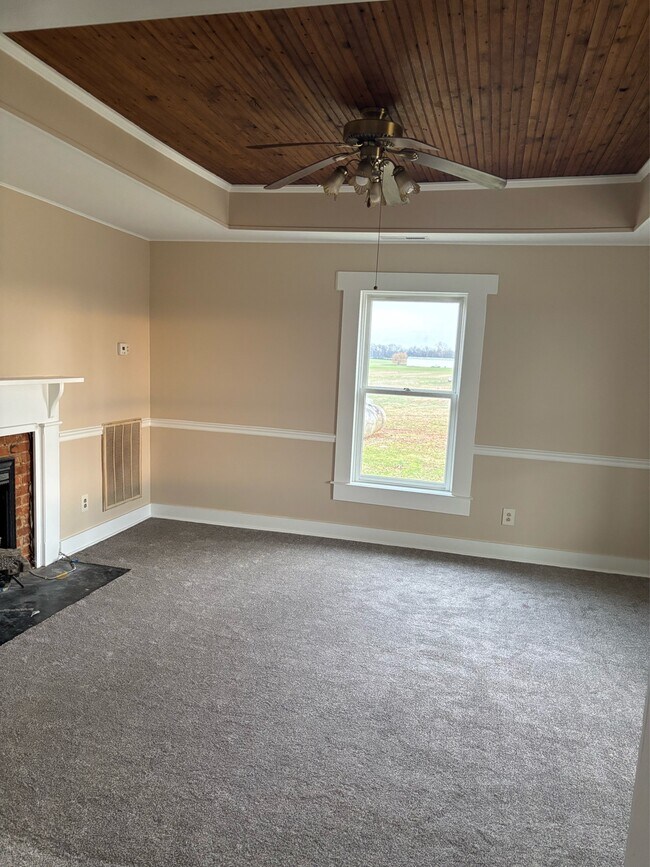 Building Photo - 1740 Petsch Ln