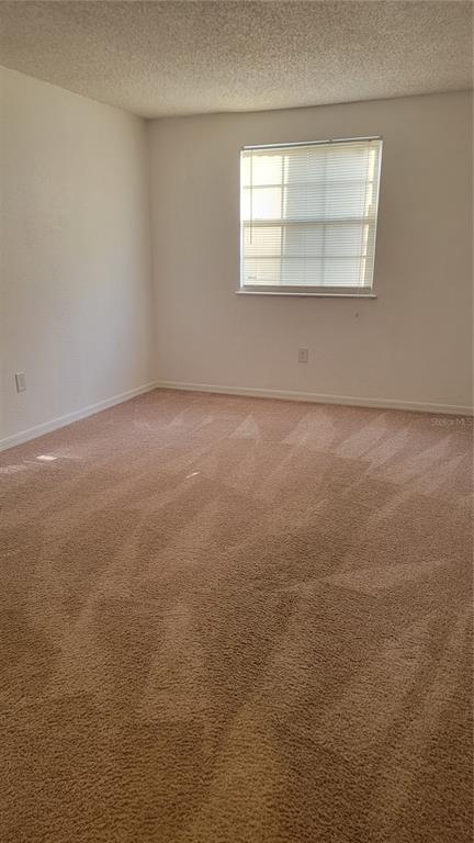 Building Photo - 4023 Versailles Dr
