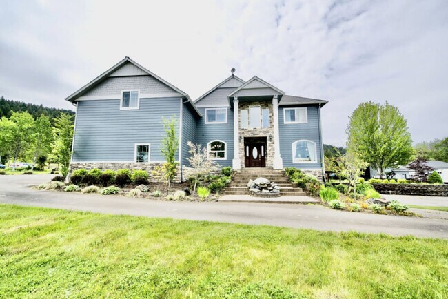 Building Photo - 33010 Fircreek Ln