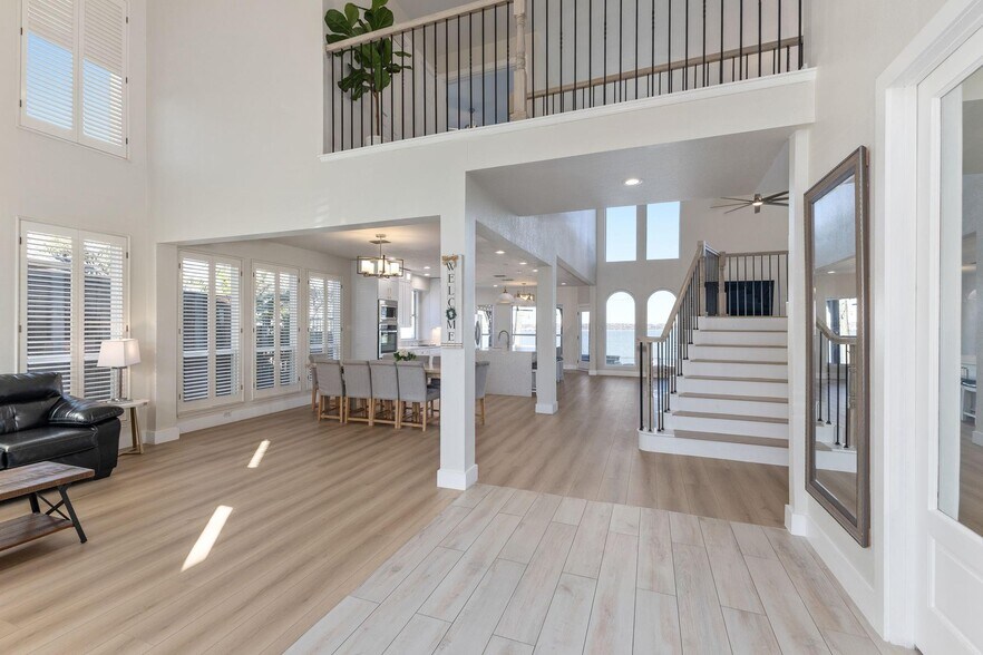 Building Photo - 6218 Lincolnshire Ln