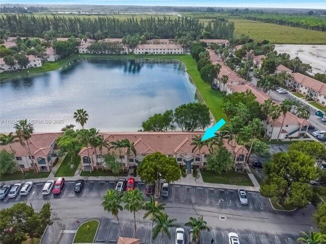 Building Photo - 1250 SE 29th St