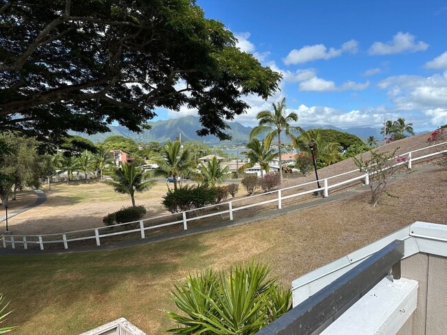 Building Photo - Spacious 3BR/2BA Split-Level End Unit with Private Courtyard