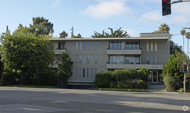 Building Photo - 15 El Camino Real