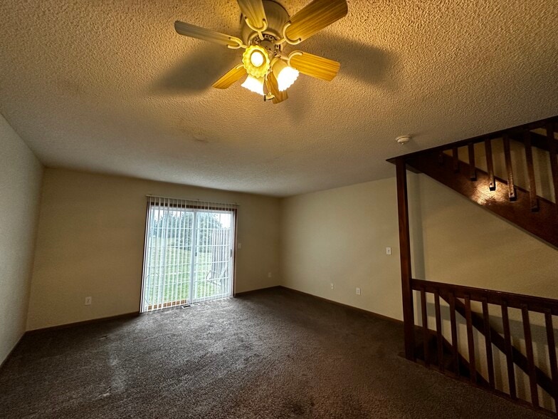 Building Photo - 1732 Bennigan Dr