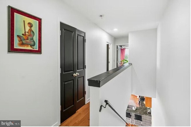 Building Photo - 1120 S 26th St