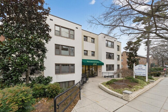 Building Photo - 4840 MacArthur Blvd NW