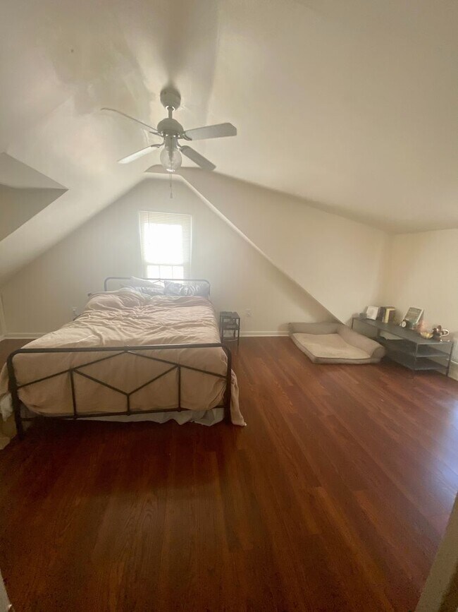 Building Photo - Cozy Cape Cod - Minutes to TBS (Quantico) over half an acre!