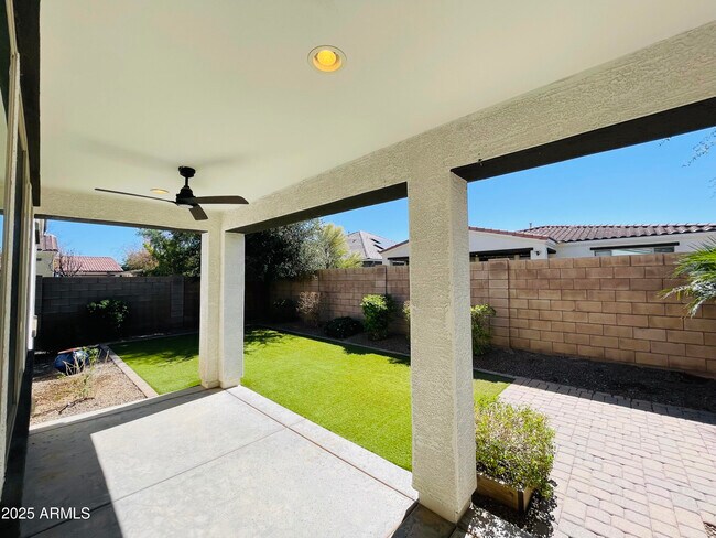 Building Photo - 22507 E Creosote Dr