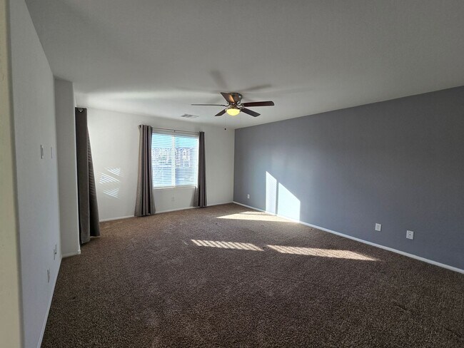 Building Photo - 3 BEDROOM, 2 1/2 BATHROOM, 2 STORY HOME in NW Las Vegas!!!