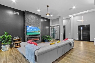Building Photo - 321 Rio de Jazmin Cir
