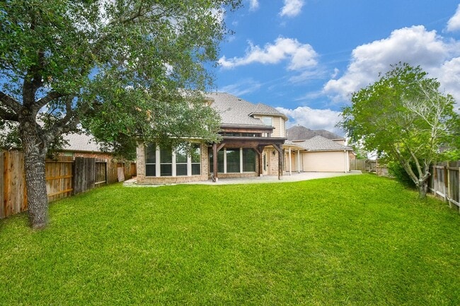 Building Photo - 5207 Belvedere Dr