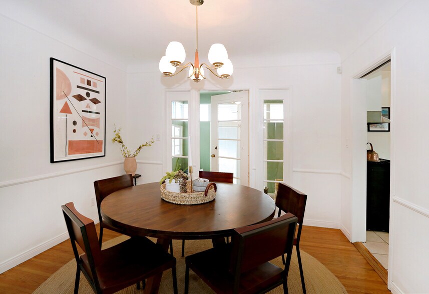 Building Photo - 329 N Avenue 66