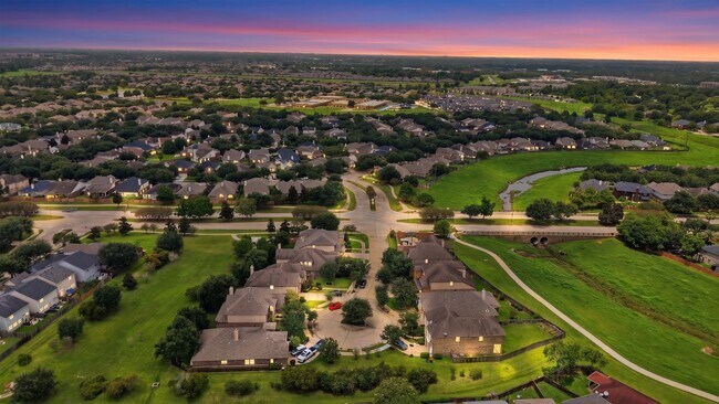 Building Photo - 5815 Creek Crossing Ct