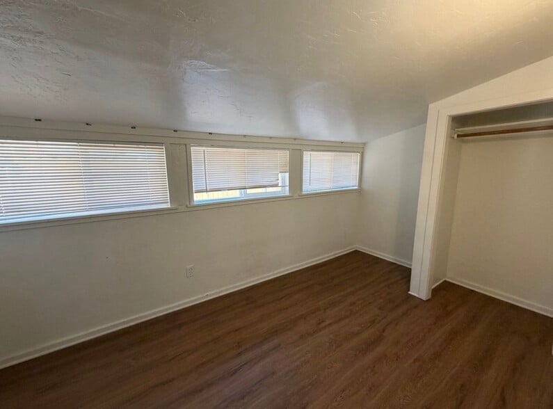 Building Photo - 1230 Ivy St