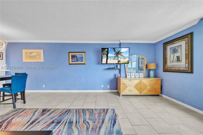 Building Photo - 2501 S Ocean Dr