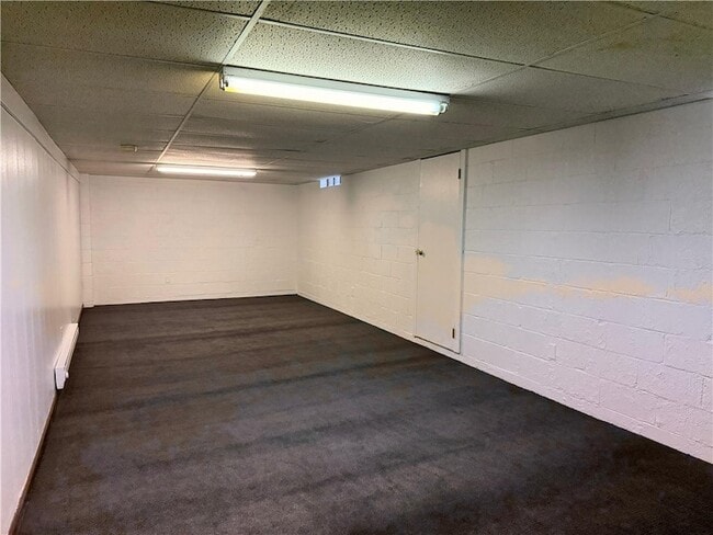 Building Photo - 714 Pershing St