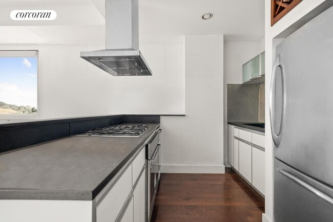Building Photo - 4427 Purves St