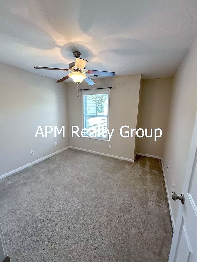 Building Photo - Saluda Springs Townhome