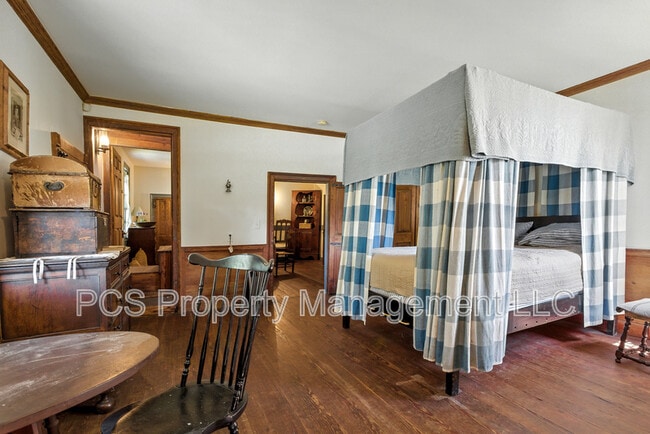 Building Photo - 11826 Colonial Trail W