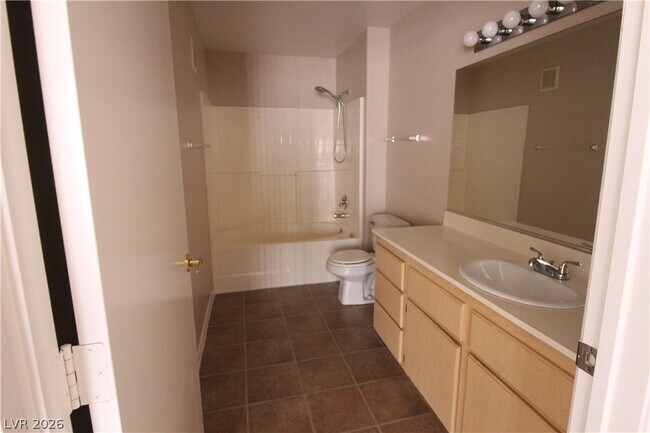 Building Photo - 1881 E Alexander Rd