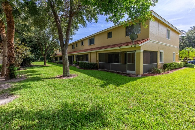Building Photo - 1011 Arezzo Cir
