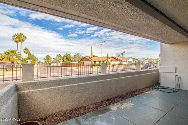 Building Photo - 3434 W Danbury Dr