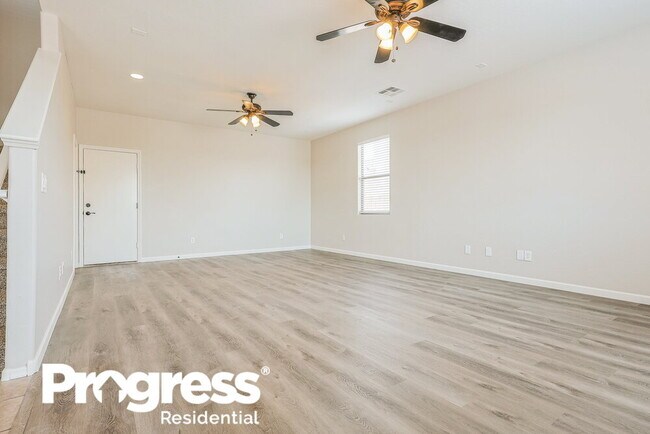 Building Photo - 7206 W Alta Vista Rd