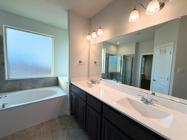 Building Photo - 1112 Genola Dr