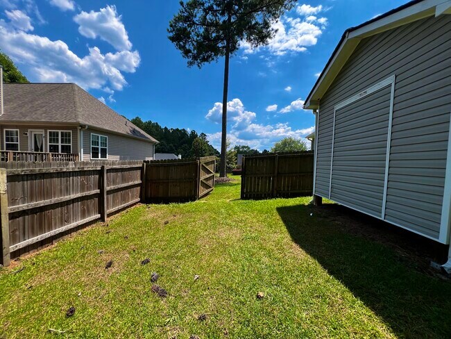 Building Photo - 451 Moriah Ln