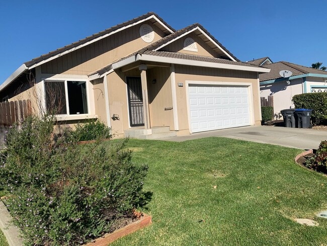 Primary Photo - Beautifully Maintained Fairfield Home is A...