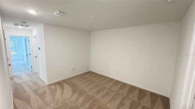 Building Photo - 2327 Garden Belle Dr