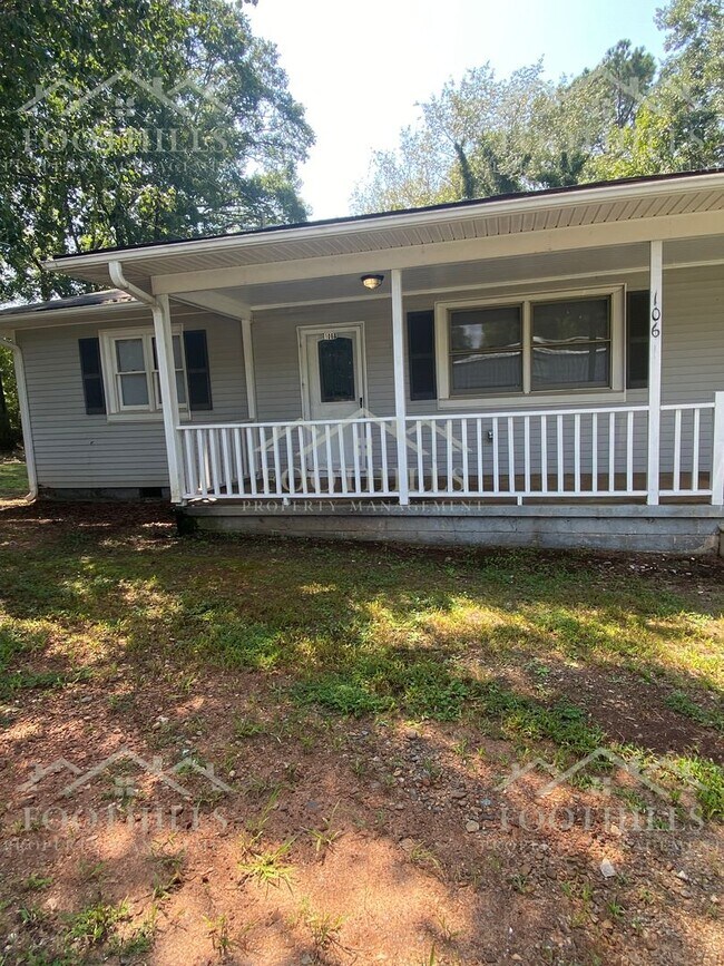 Building Photo - 106 Hanks Dr