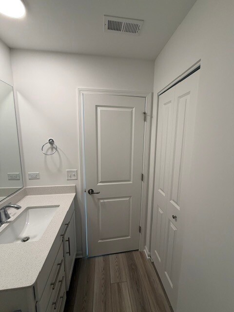 Building Photo - 1602 Neubauer Circle