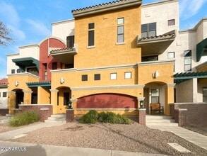 Building Photo - 123 N Washington St